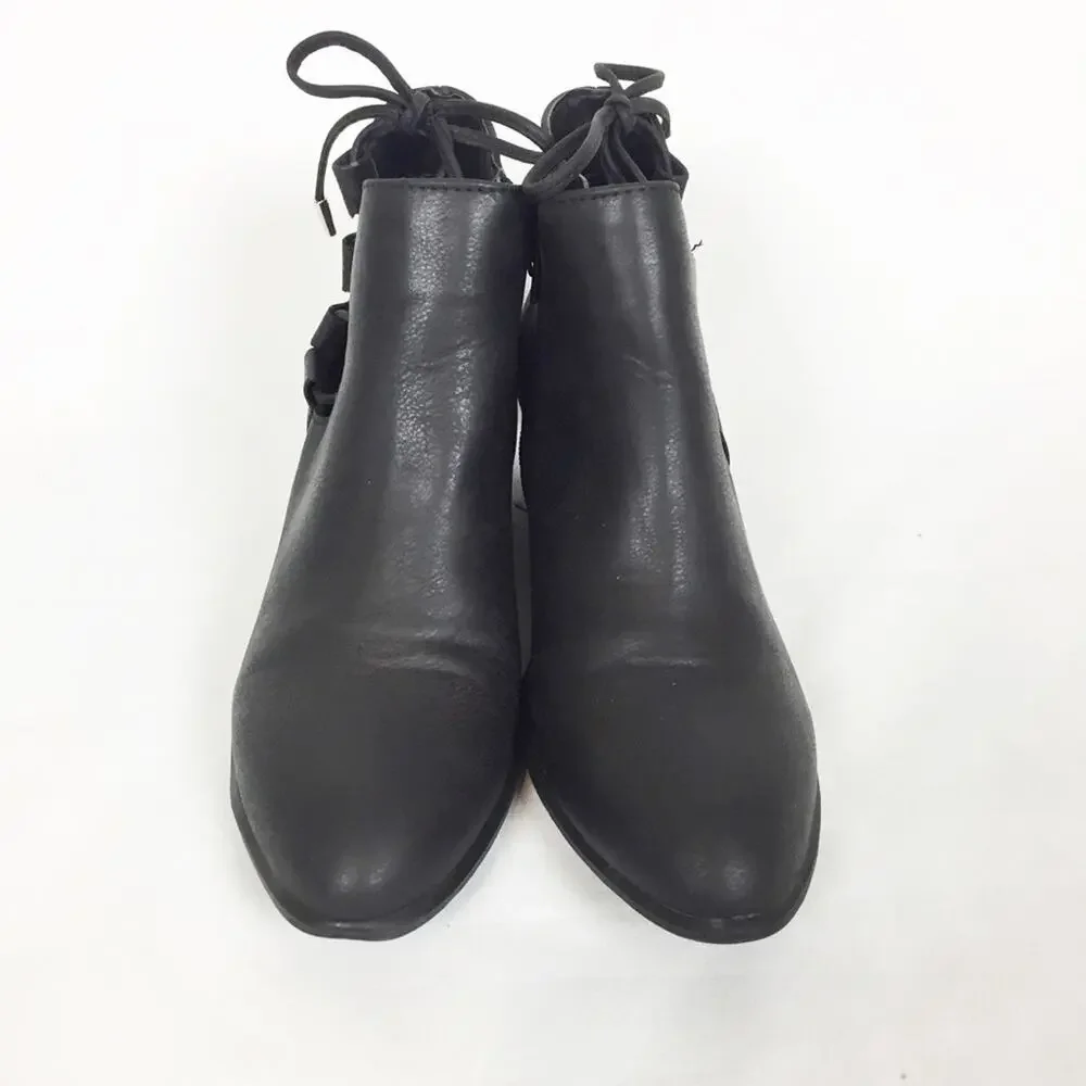 American Eagle Black Strappy Cutout Ankle booties Sz 6